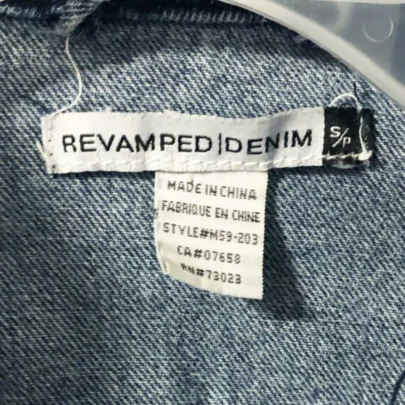 Size Small Distressed Ripped Denim Jacket - Picture 3 of 4